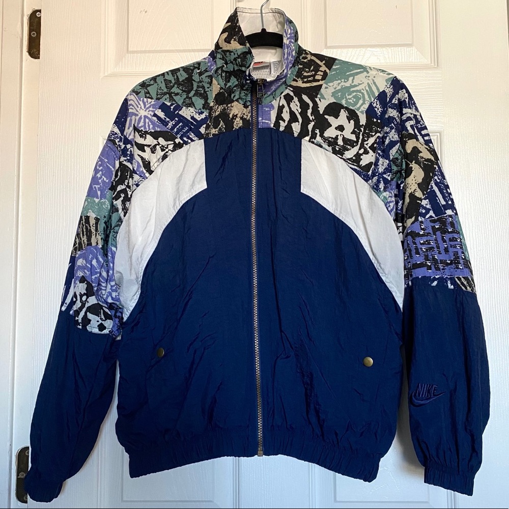 Vintage 90’s Nike Blue & White Patterned Windbreaker